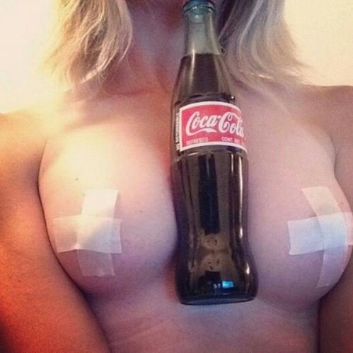 Clutch reccomend coke bottle tits