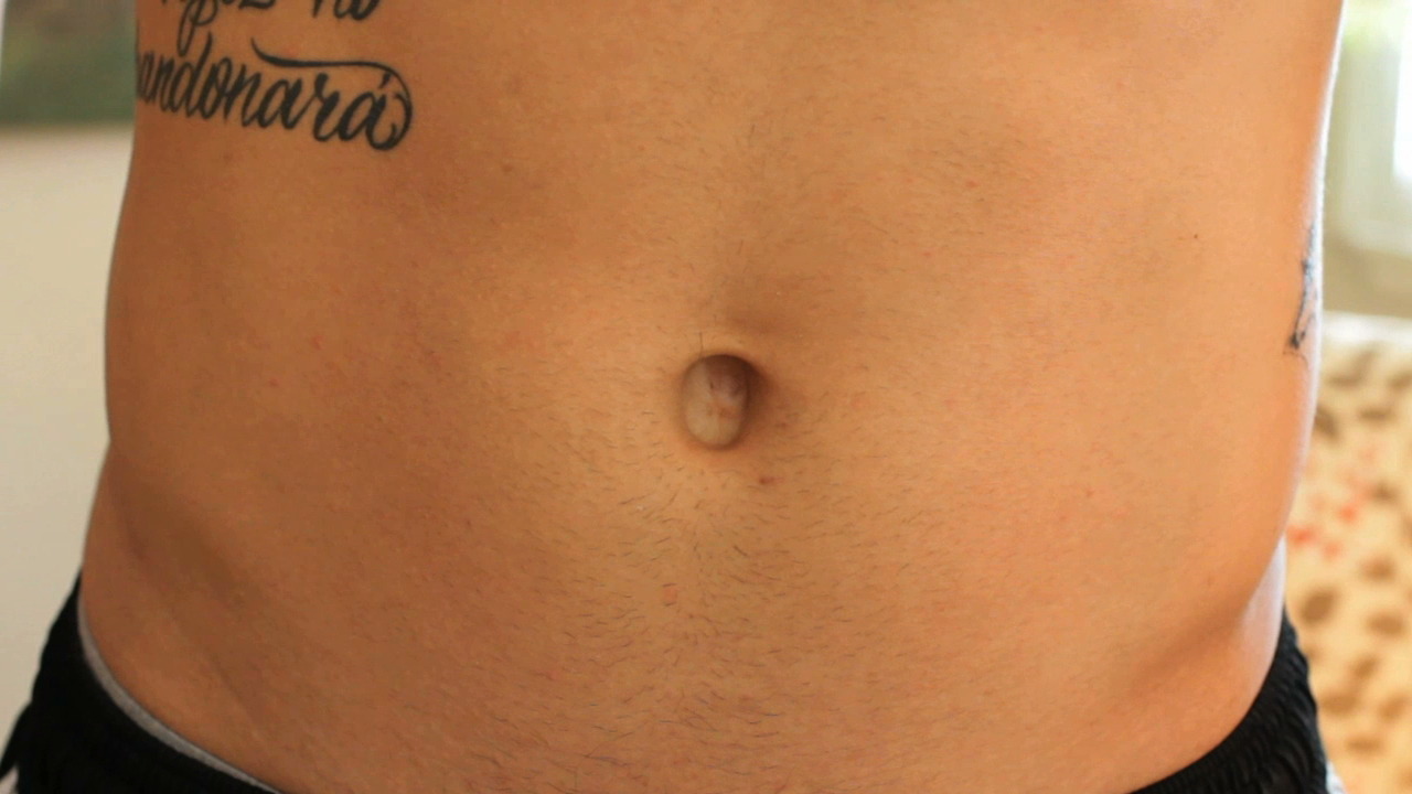 Bellybutton male