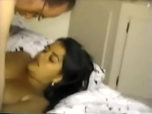 Lankan actress fucking with husband
