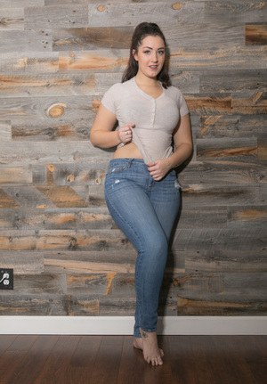 Women in tight jeans fucked