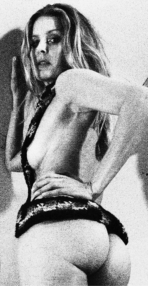 Sheri moon zombie nude pictures