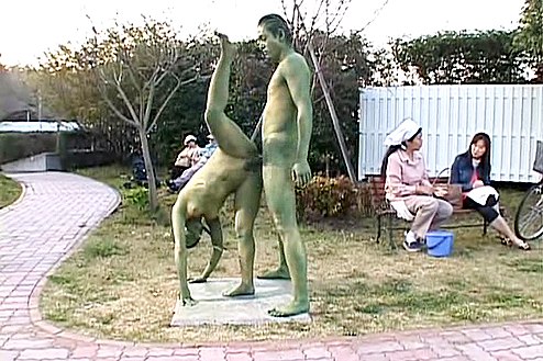 Hot Girl Statue Porn
