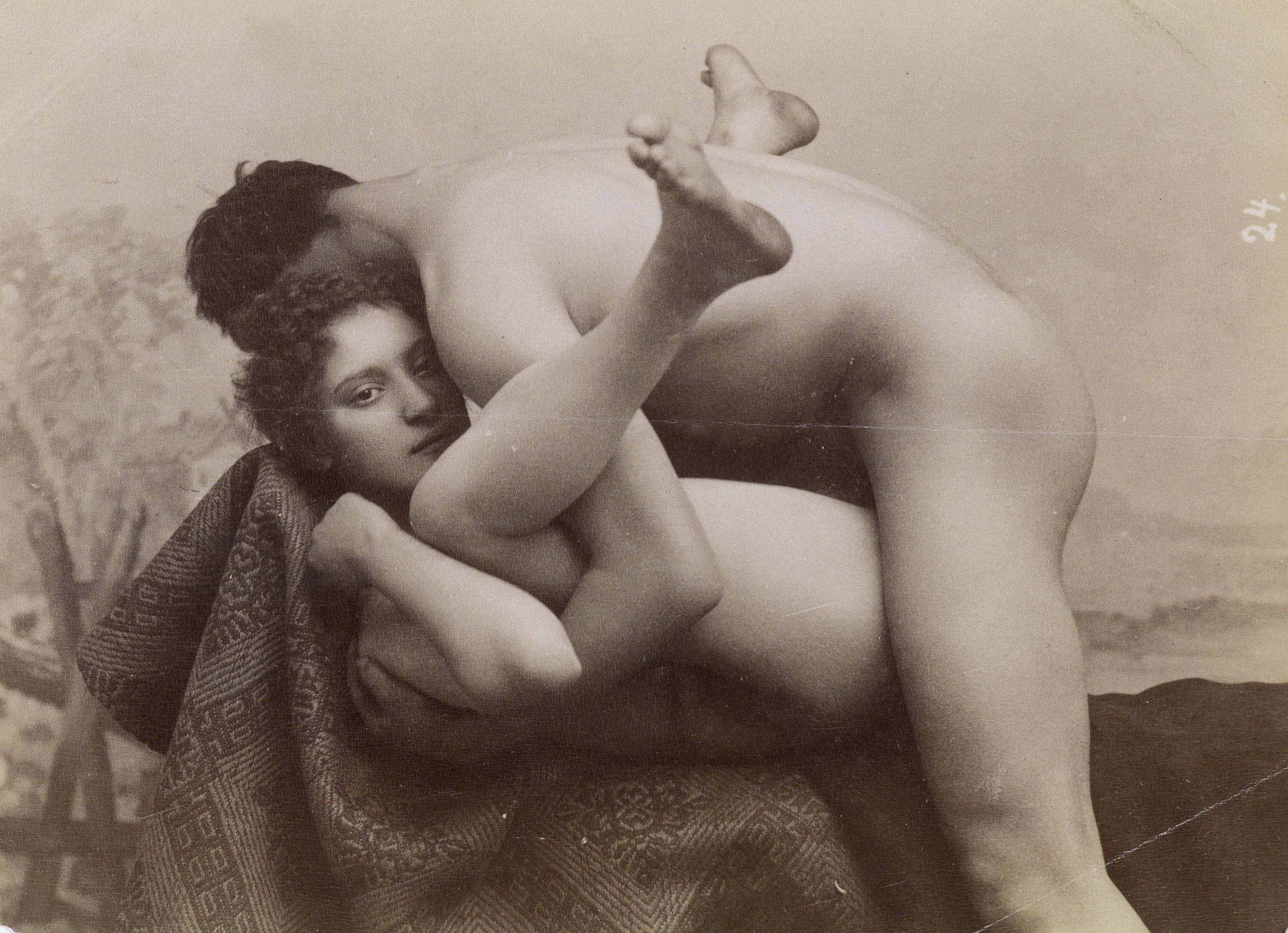 Boomer reccomend Erotic art wife boudoir